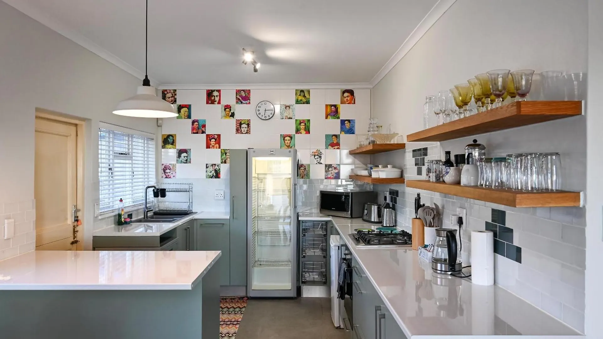 Die Badhuis, For Fabulous Living! Sleeps 4, Private Pool Gordonʼs Bay Ferienhaus