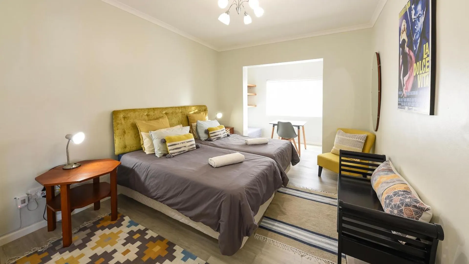 Die Badhuis, For Fabulous Living! Sleeps 4, Private Pool Gordonʼs Bay 0*,  Südafrika